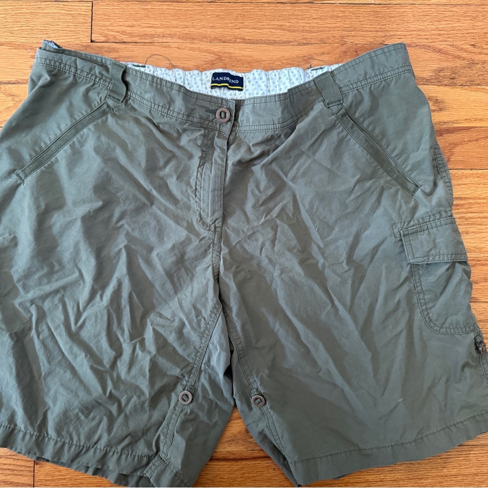 Lands' End Women’s Green Cargo Shorts